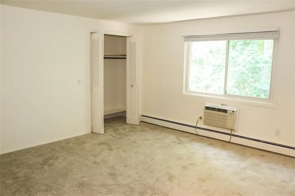 494 Putnam Pike Smithfield RI 02828