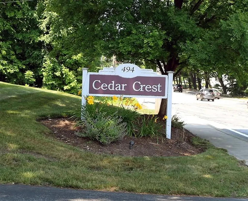 494 Putnam Pike Smithfield RI 02828