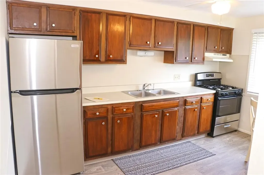 494 Putnam Pike Smithfield RI 02828