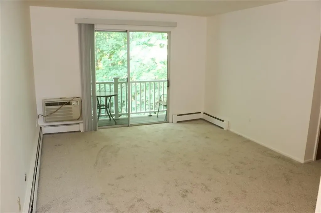 494 Putnam Pike Smithfield RI 02828