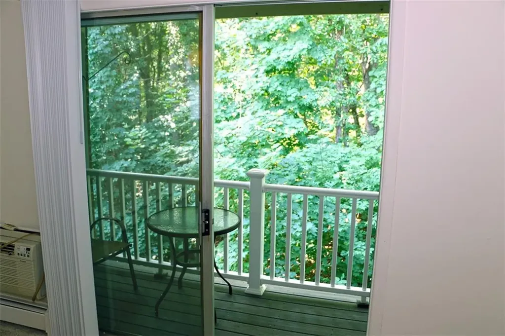 494 Putnam Pike Smithfield RI 02828