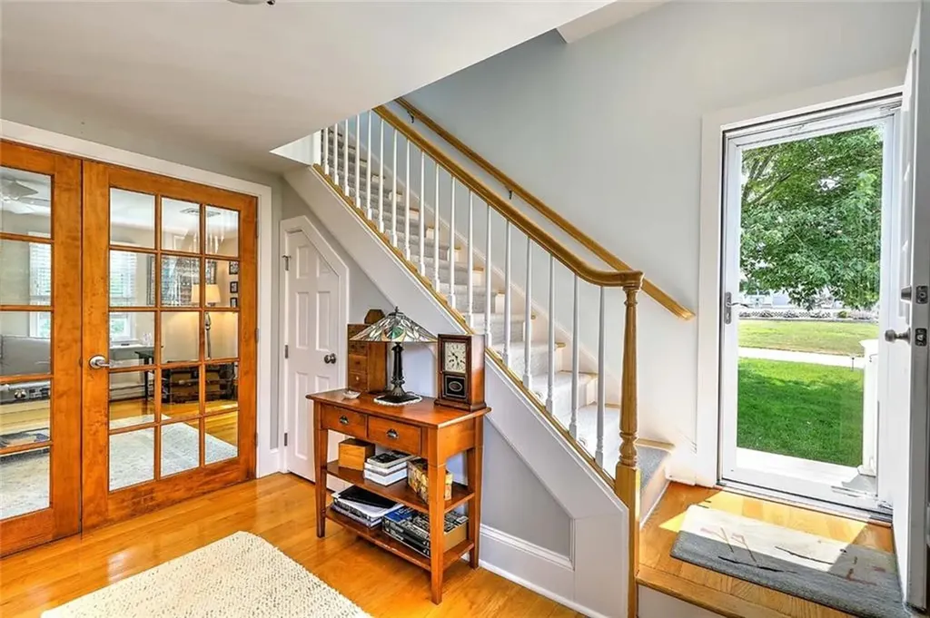 33 Withington Road Narragansett RI 02882