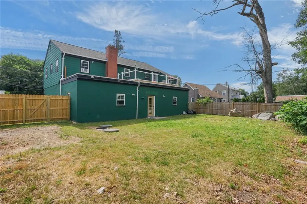 172 Knotty Oak Road Coventry RI 02816