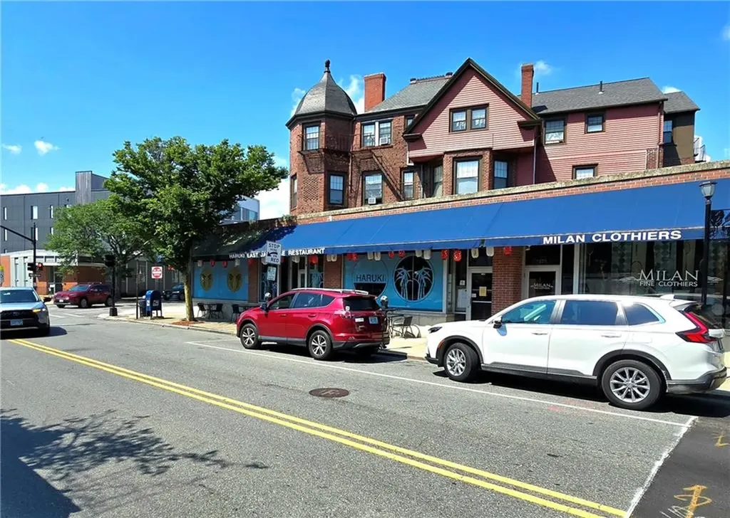 172 Wayland Avenue Providence RI 02906