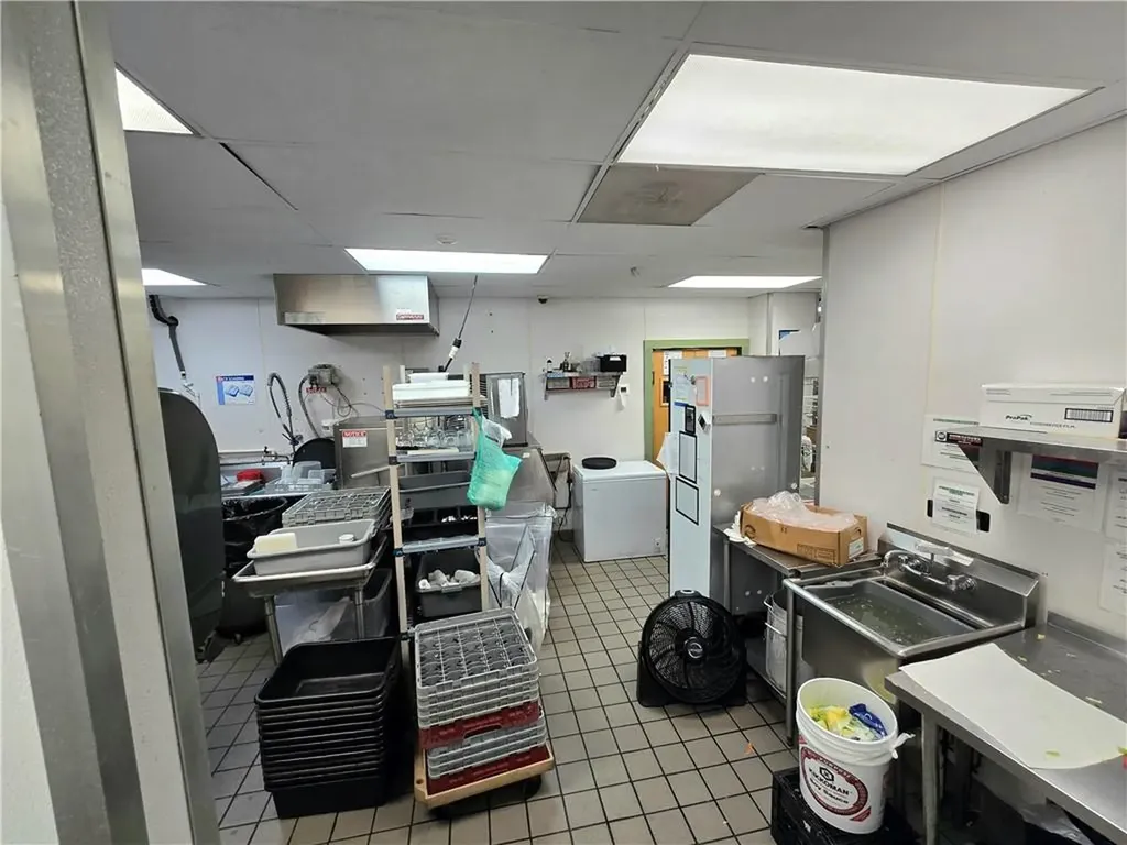 172 Wayland Avenue Providence RI 02906