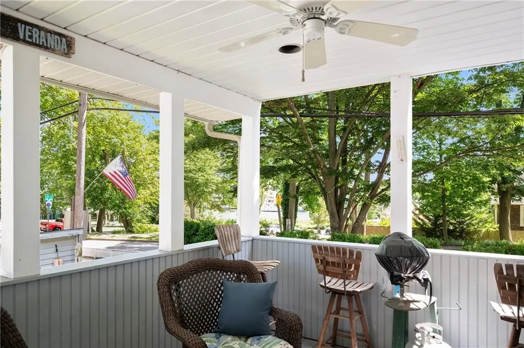 37 39 Remington Street Warwick RI 02888