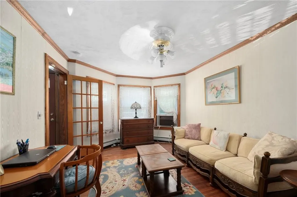 37 39 Remington Street Warwick RI 02888