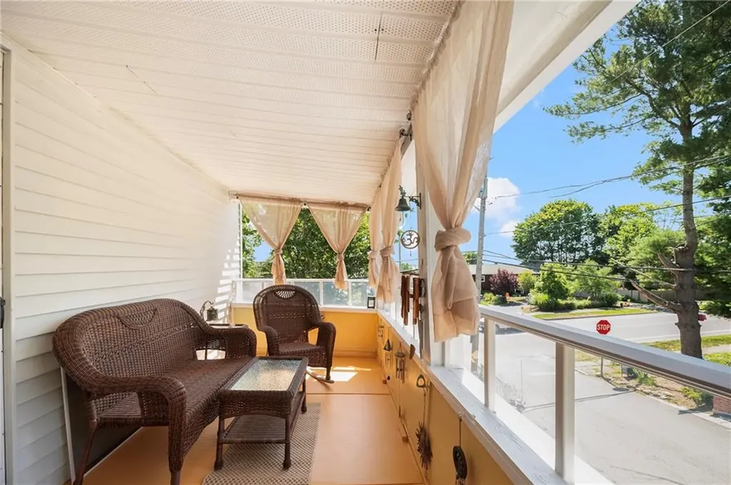 37 39 Remington Street Warwick RI 02888