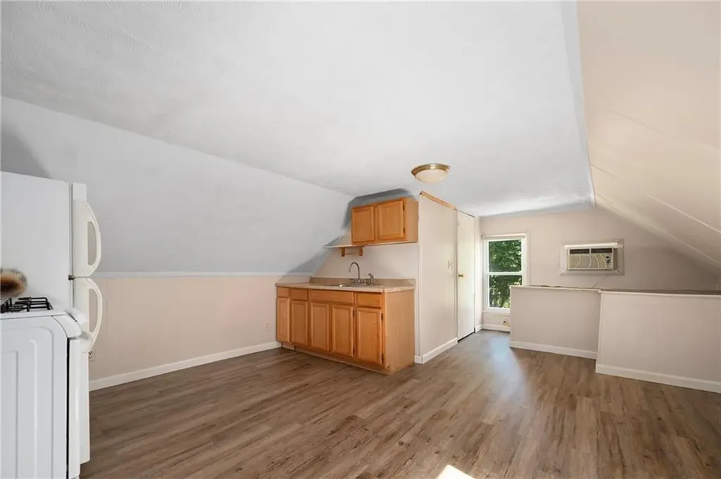 37 39 Remington Street Warwick RI 02888