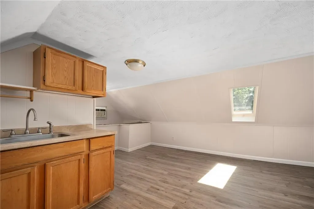 37 39 Remington Street Warwick RI 02888