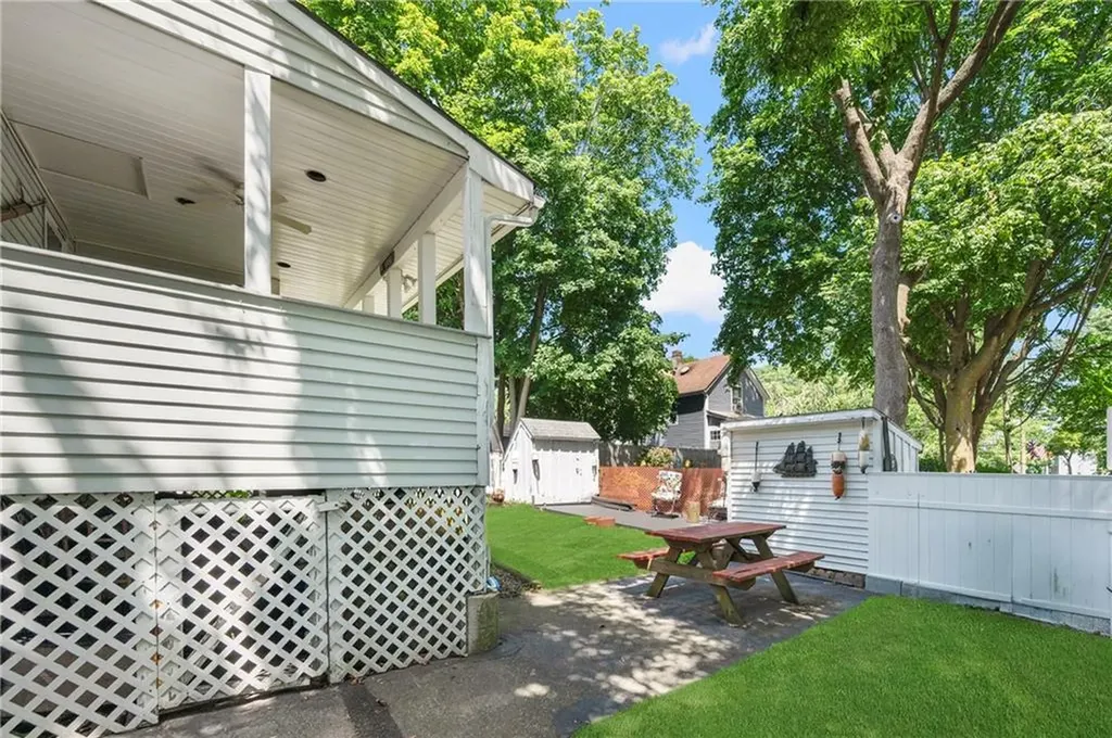 37 39 Remington Street Warwick RI 02888
