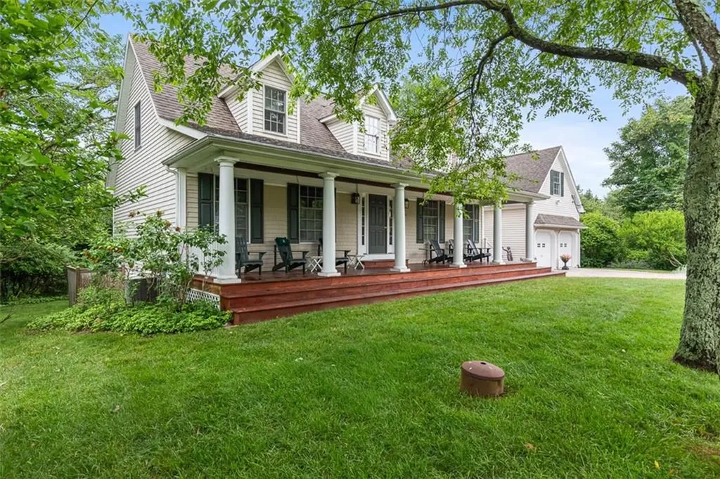 43 Slope Avenue South Kingstown RI 02879