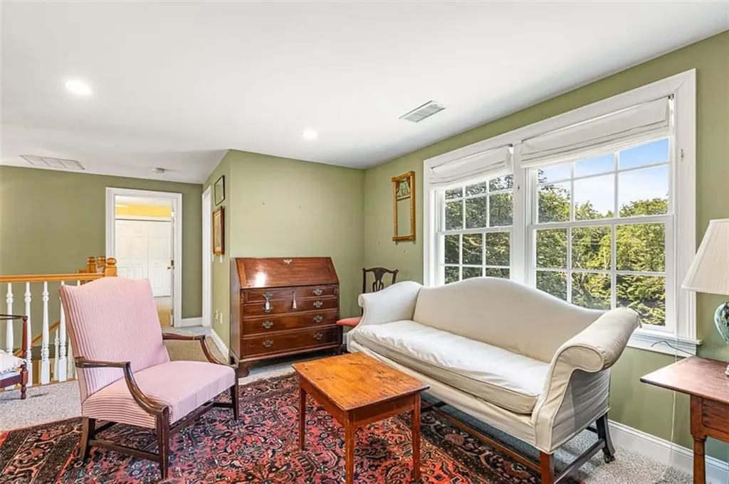 43 Slope Avenue South Kingstown RI 02879