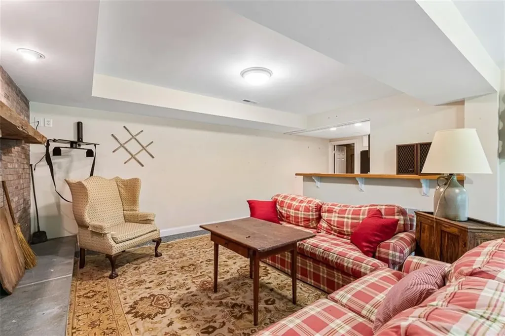 43 Slope Avenue South Kingstown RI 02879