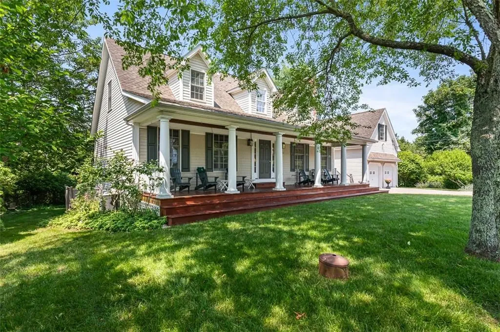 43 Slope Avenue South Kingstown RI 02879