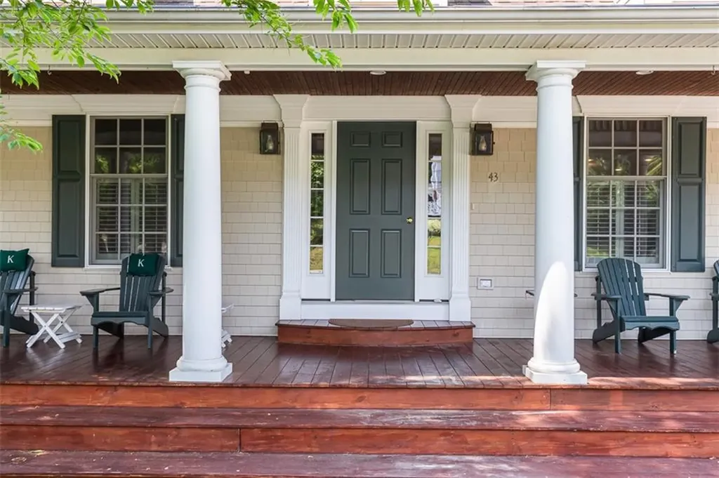 43 Slope Avenue South Kingstown RI 02879
