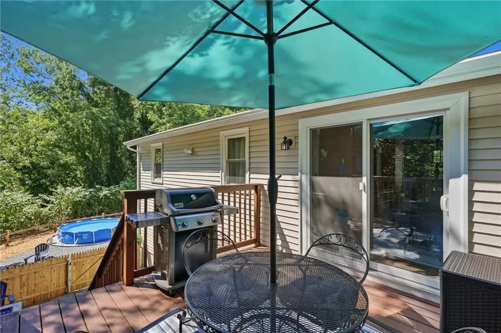 36 Mary Beth Drive Warwick RI 02886