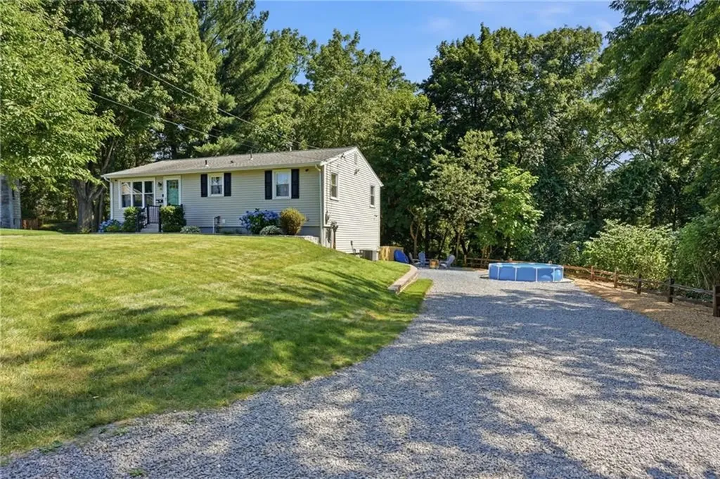 36 Mary Beth Drive Warwick RI 02886