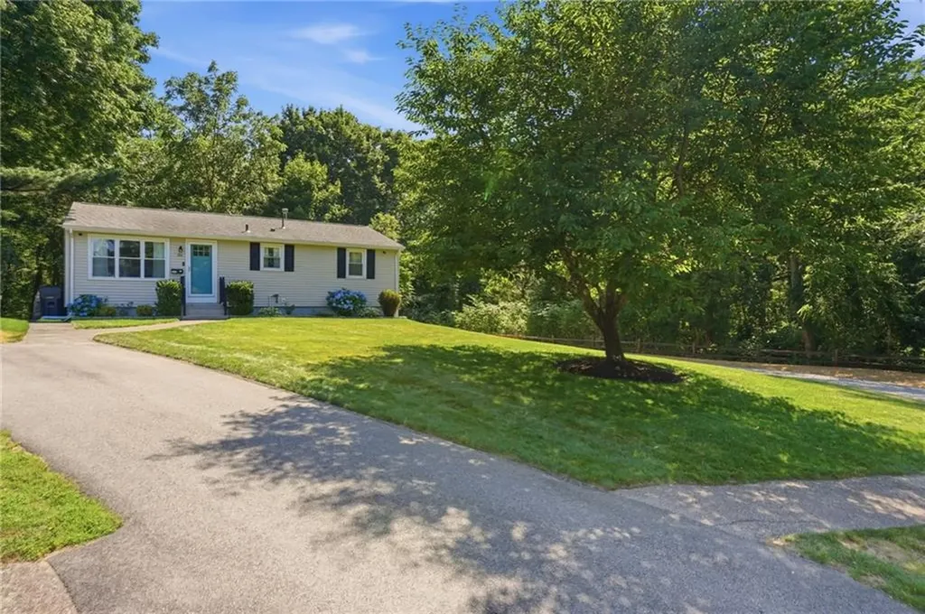36 Mary Beth Drive Warwick RI 02886
