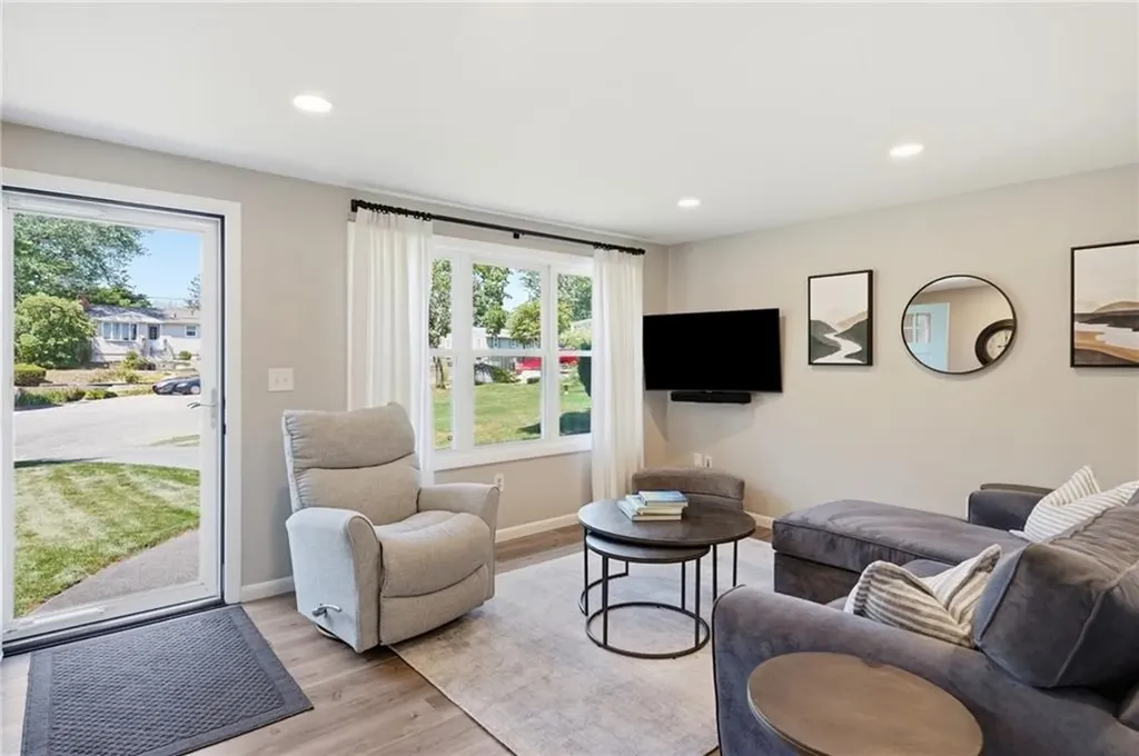36 Mary Beth Drive Warwick RI 02886
