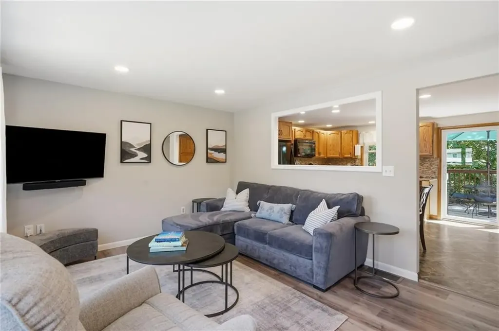 36 Mary Beth Drive Warwick RI 02886