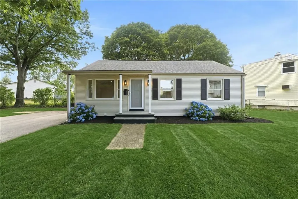 28 Plain Street East Providence RI 02916