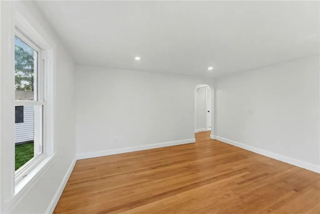 28 Plain Street East Providence RI 02916