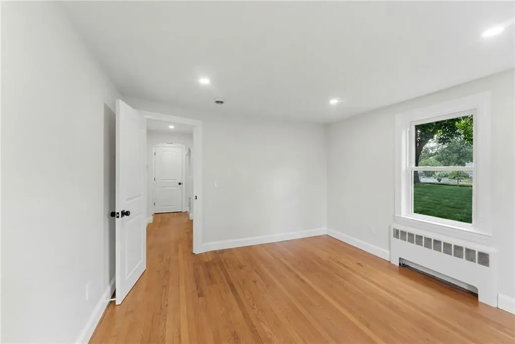 28 Plain Street East Providence RI 02916