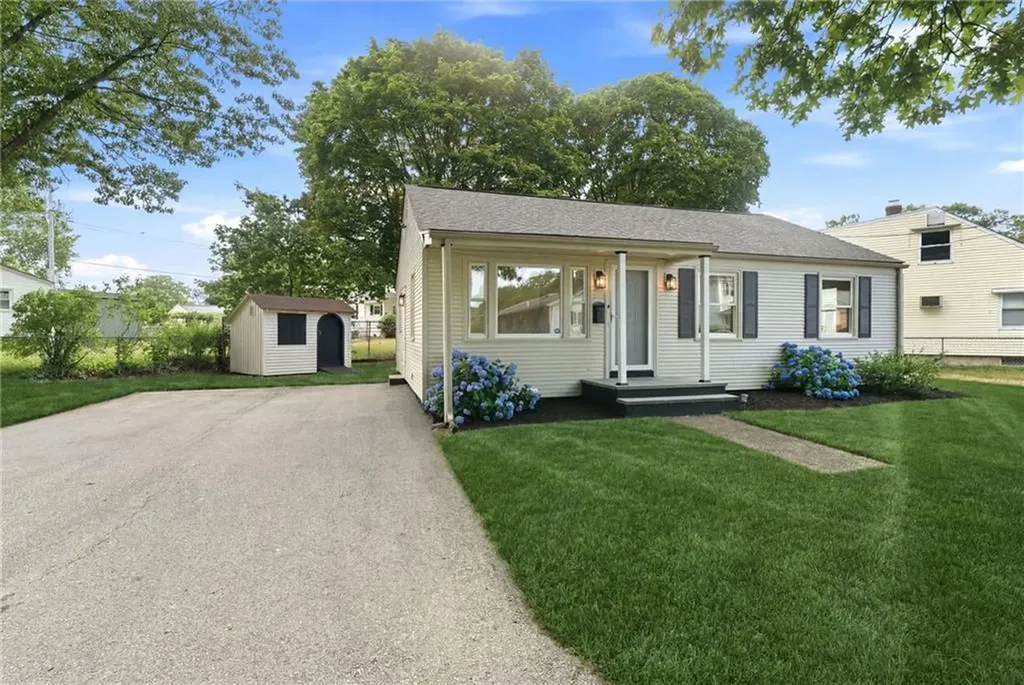 28 Plain Street East Providence RI 02916