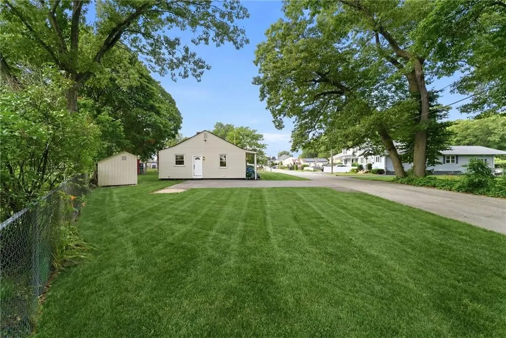 28 Plain Street East Providence RI 02916