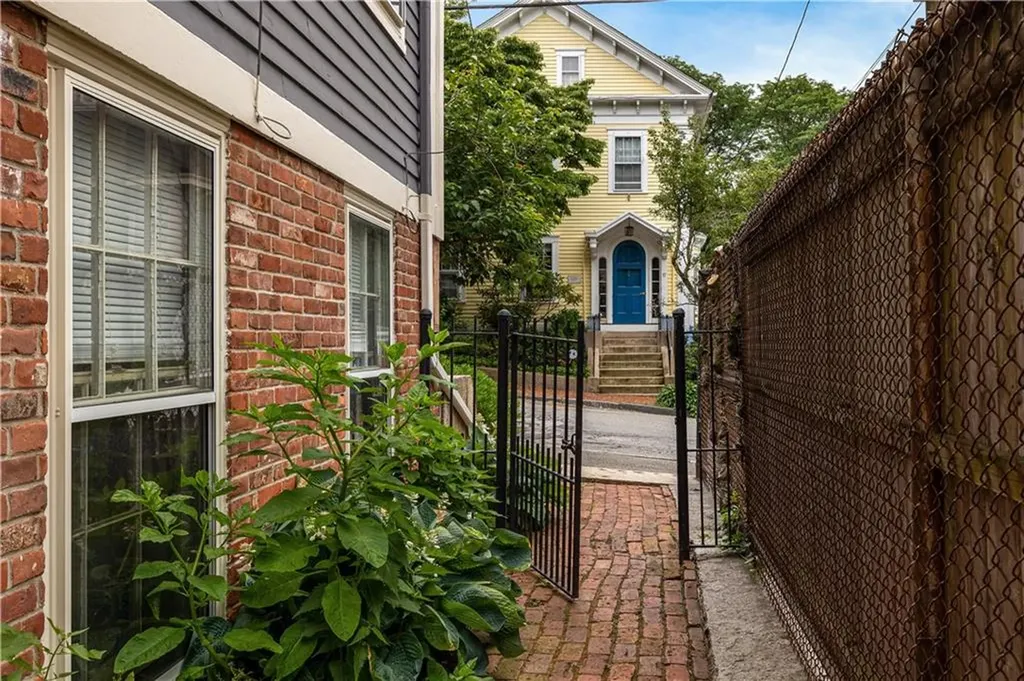 22 Halsey Street Providence RI 02906