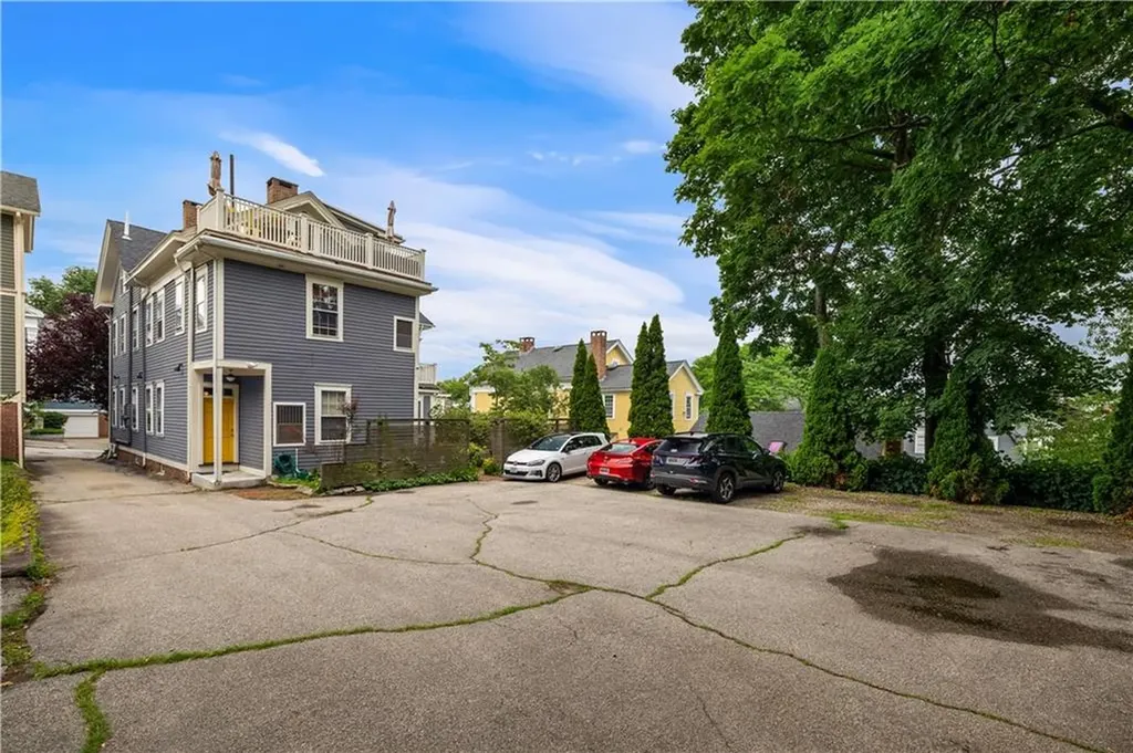 22 Halsey Street Providence RI 02906
