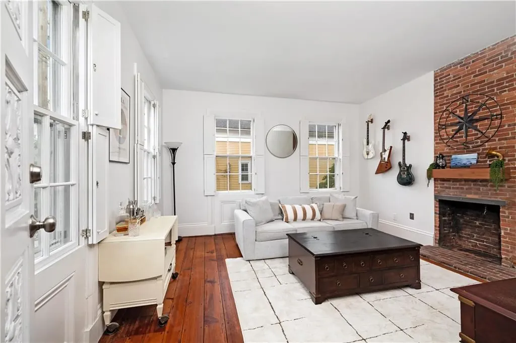 22 Halsey Street Providence RI 02906