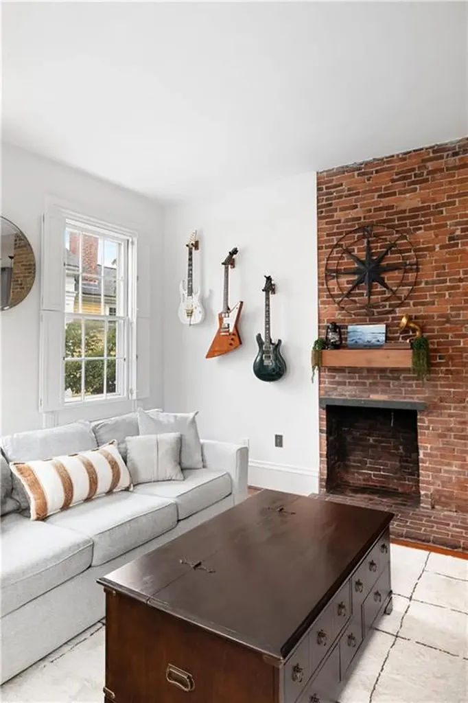 22 Halsey Street Providence RI 02906