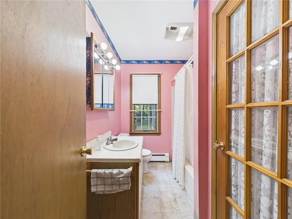 657 Shannock Road South Kingstown RI 02879