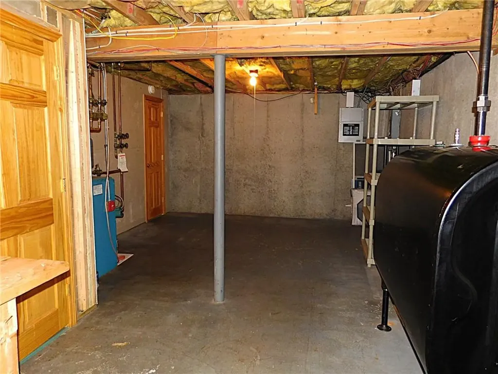 657 Shannock Road South Kingstown RI 02879