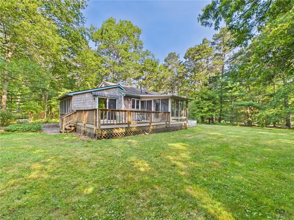 657 Shannock Road South Kingstown RI 02879