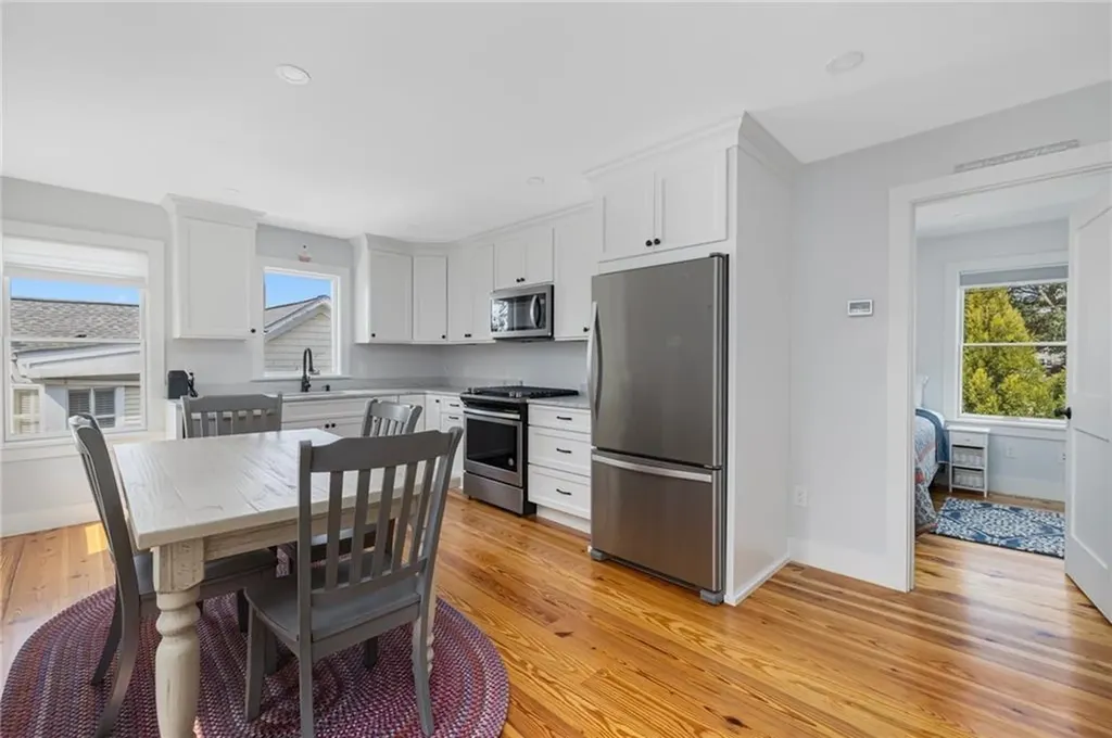 77 Pope Street Newport RI 02840
