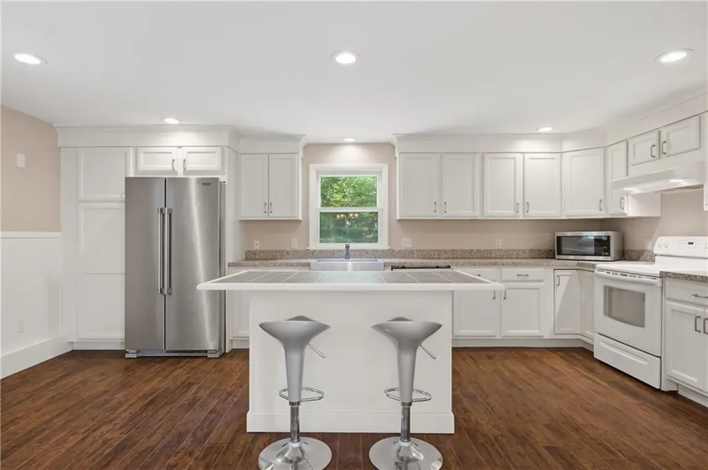 567 Providence Pike North Smithfield RI 02896