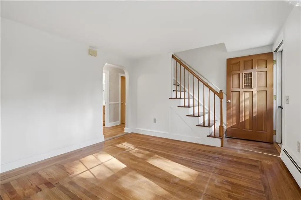 380 Angel Road North Providence RI 02904