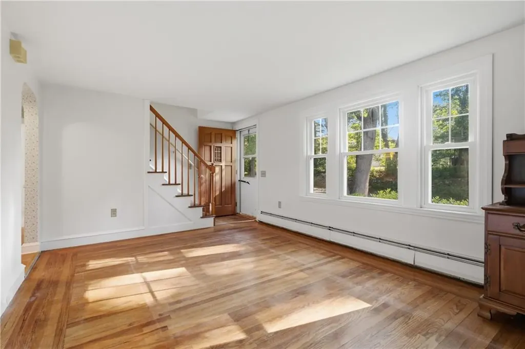 380 Angel Road North Providence RI 02904