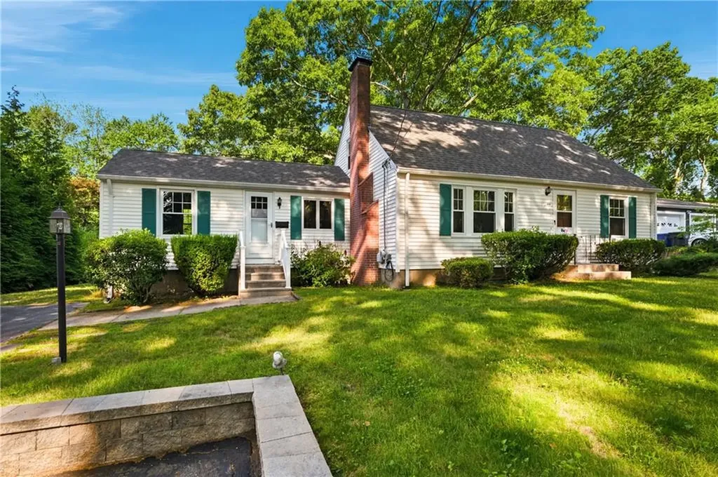 380 Angel Road North Providence RI 02904