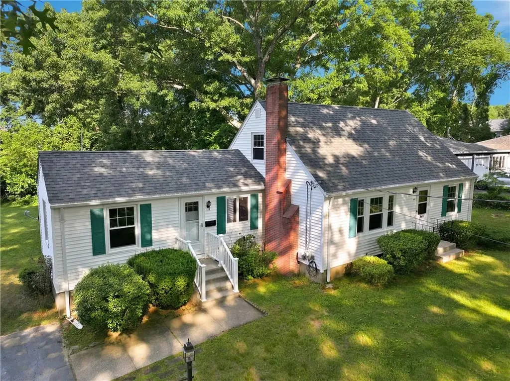 380 Angel Road North Providence RI 02904