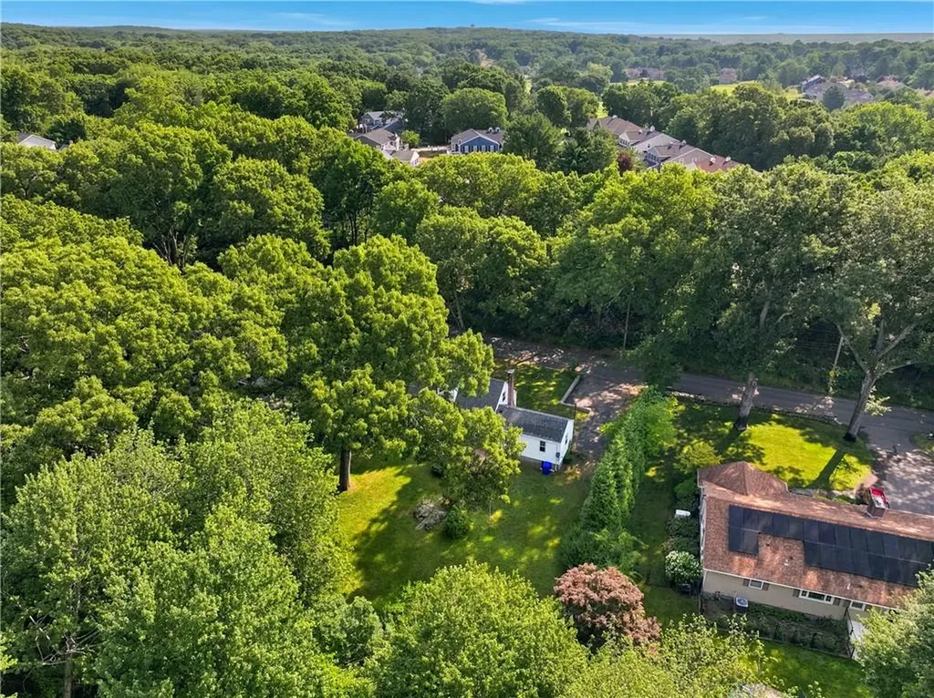 380 Angel Road North Providence RI 02904