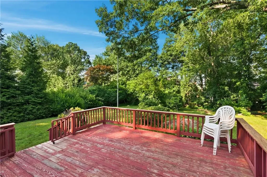 380 Angel Road North Providence RI 02904