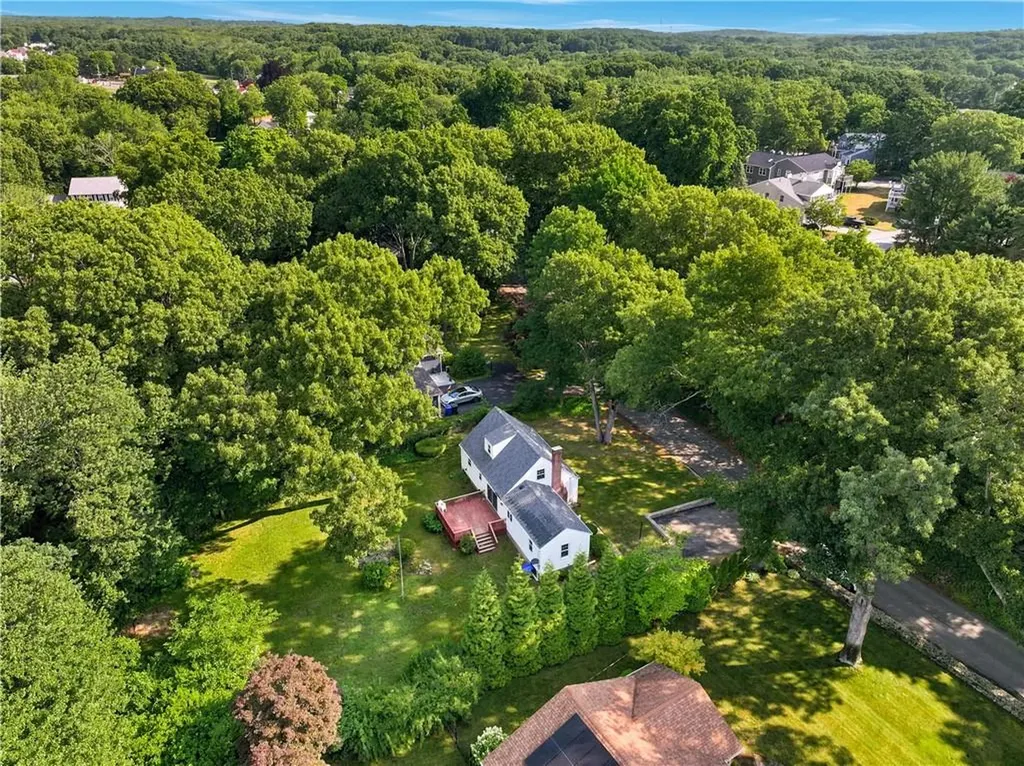 380 Angel Road North Providence RI 02904