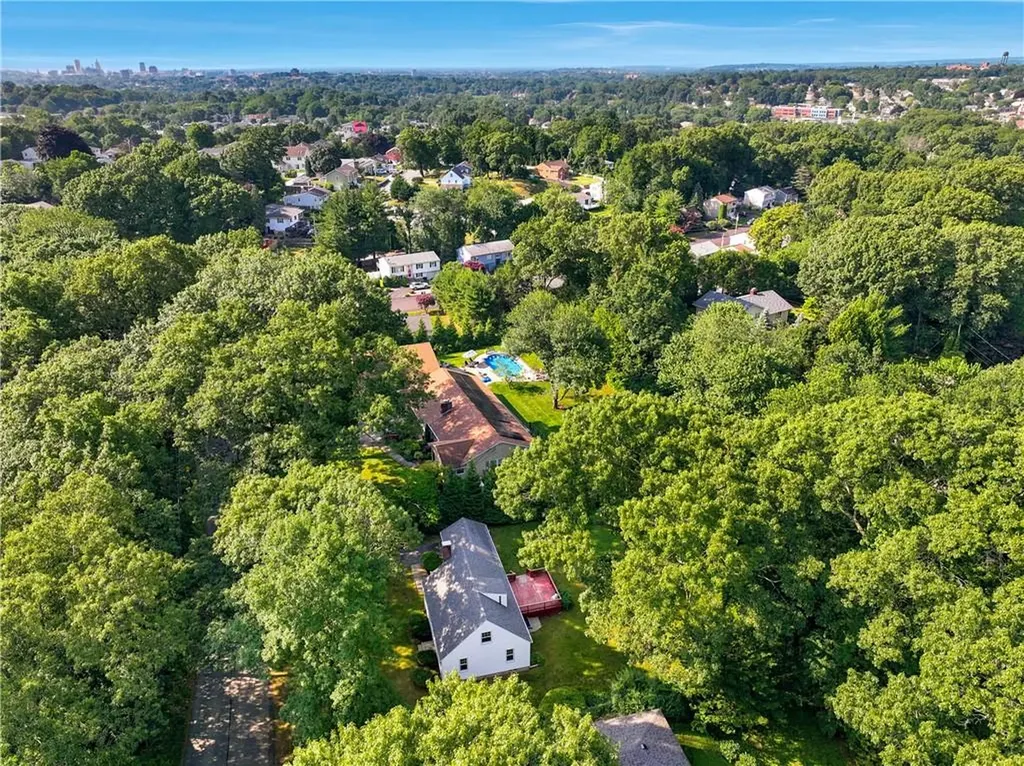 380 Angel Road North Providence RI 02904