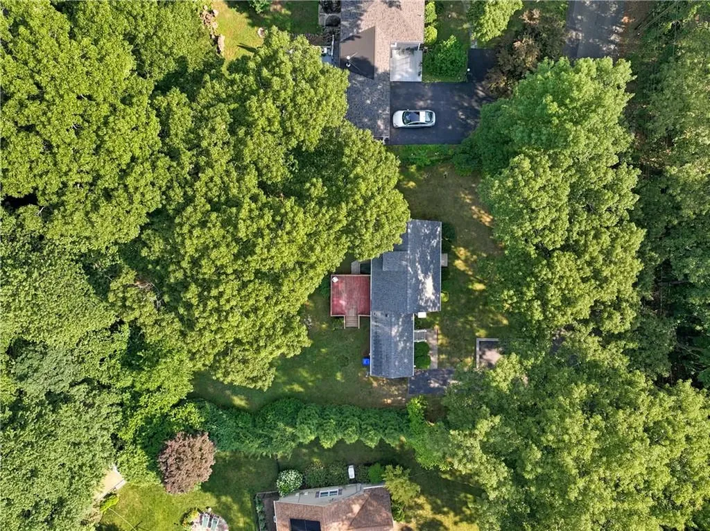380 Angel Road North Providence RI 02904