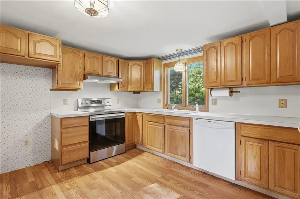 380 Angel Road North Providence RI 02904