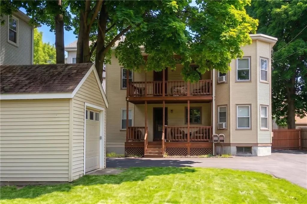 76 Dewey Street Woonsocket RI 02895